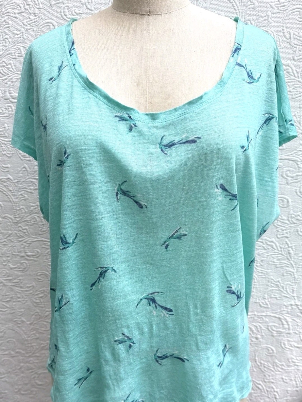 LC Lauren Conrad Mint Green Short Sleeve Printed Tee Size M